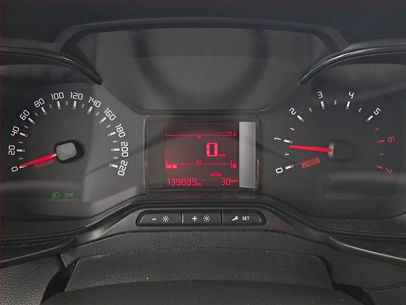 Toyota ProAce City (2021) 1.5 D4-D, ČR, 1Maj, DPH - fotka 10 z 15