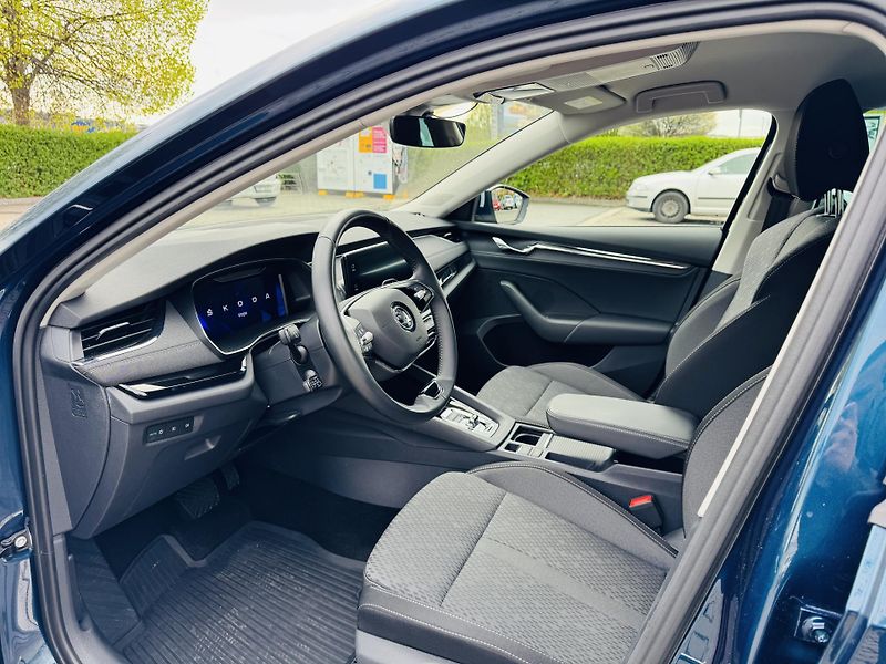 Škoda Octavia (2023) Style Plus, e-TEC DSG, záruka  - fotka 10 z 27