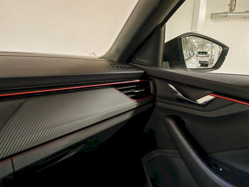 Škoda Kamiq (2025) 1.5 TSI 110 kW DSG Monte Carlo - fotka 6 z 29