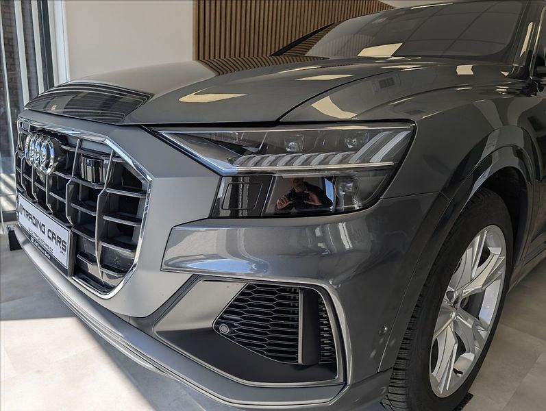 Audi Q8 E55 TFSI Quattro S-line - fotka 3 z 38