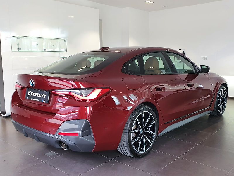 BMW Řada 4 (2023) 420d xDrive M Sport Gran Coupé - fotka 6 z 17