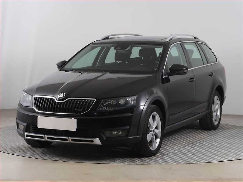 Škoda Octavia (2015) 2.0 TDI, 4X4, Automat - fotka 2 z 19