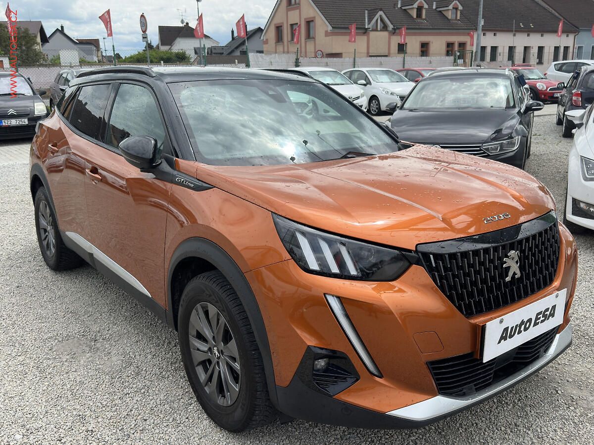 Peugeot 2008 1.2PT, 1.maj,ČR, GT Line, LED