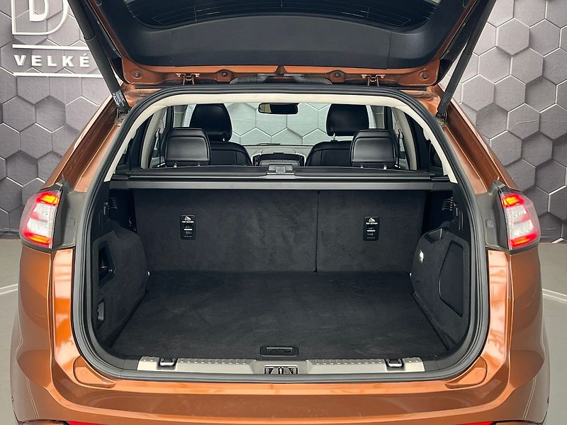 Ford Edge 2.0 TDCi AWD Sport ČR 1.majit. - fotka 42 z 74