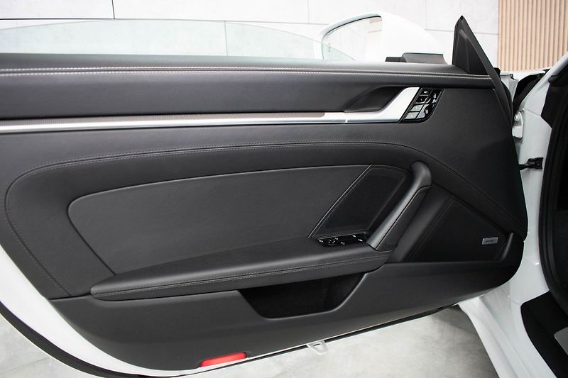 Porsche 911 CARRERA S - fotka 12 z 34