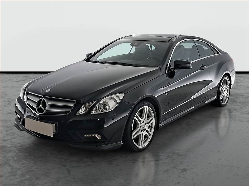 Mercedes-Benz Třídy E (2012) E 300 CDI, Automat, Kůže - fotka 2 z 17