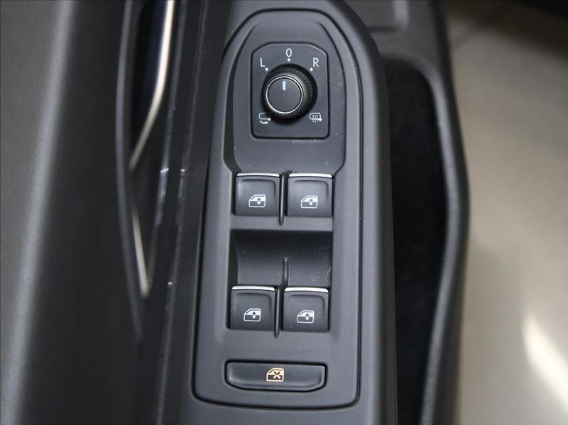 Volkswagen Golf 1,5 TSi 110kW Style 45tkm. ČR - fotka 16 z 24