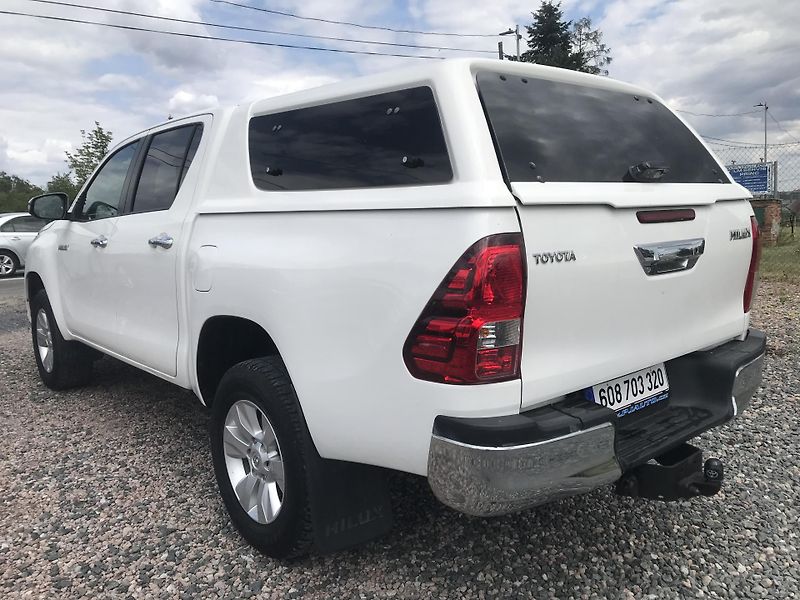 Toyota Hilux 2.4 D 110 ,4x4,AUT.ČR... - fotka 7 z 24
