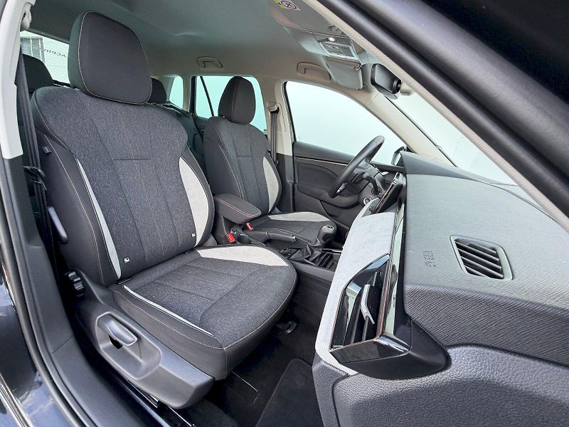 Škoda Kamiq (2025) 1.0 TSI 85kW DSG Top Selection - fotka 31 z 35