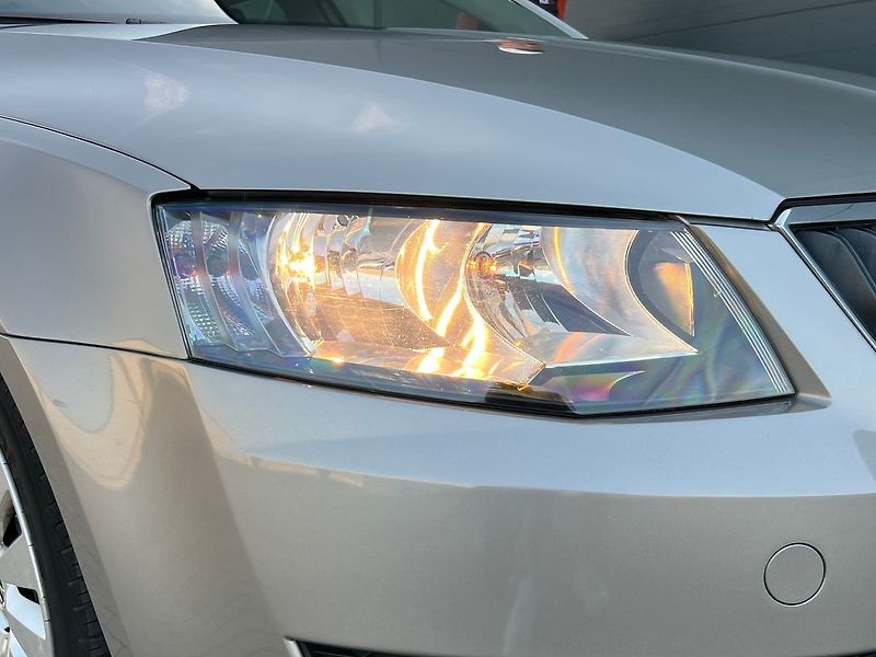 Škoda Octavia 1,6 TDi 81kW STYLE-KAMERA.P - fotka 10 z 42