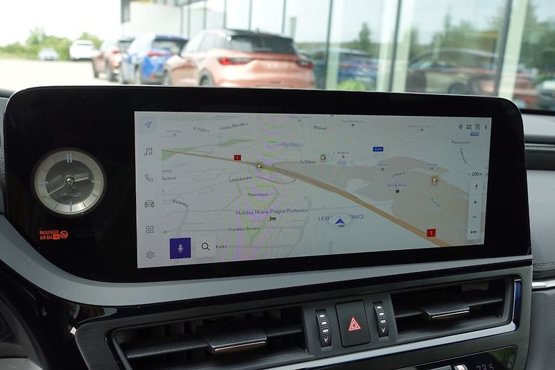 Lexus ES 300h ZLEVNĚNO 2,5 HSD LIMITED EDITI - fotka 20 z 41