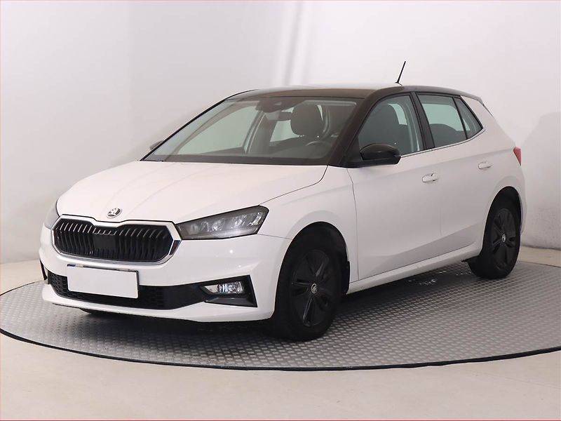 Škoda Fabia (2023) Ambition Plus 1.0 TSI, Automat - fotka 2 z 21