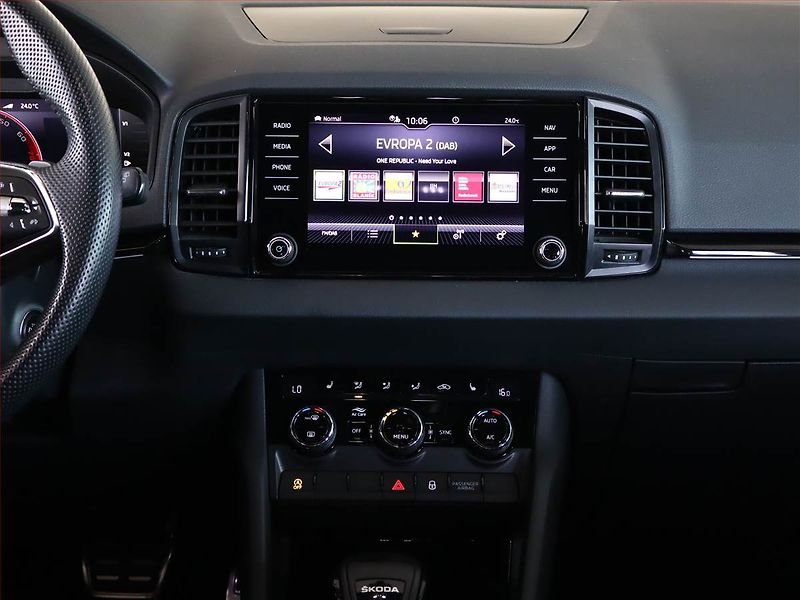 Škoda Karoq (2023) Sportline 1.5 TSI - fotka 10 z 22