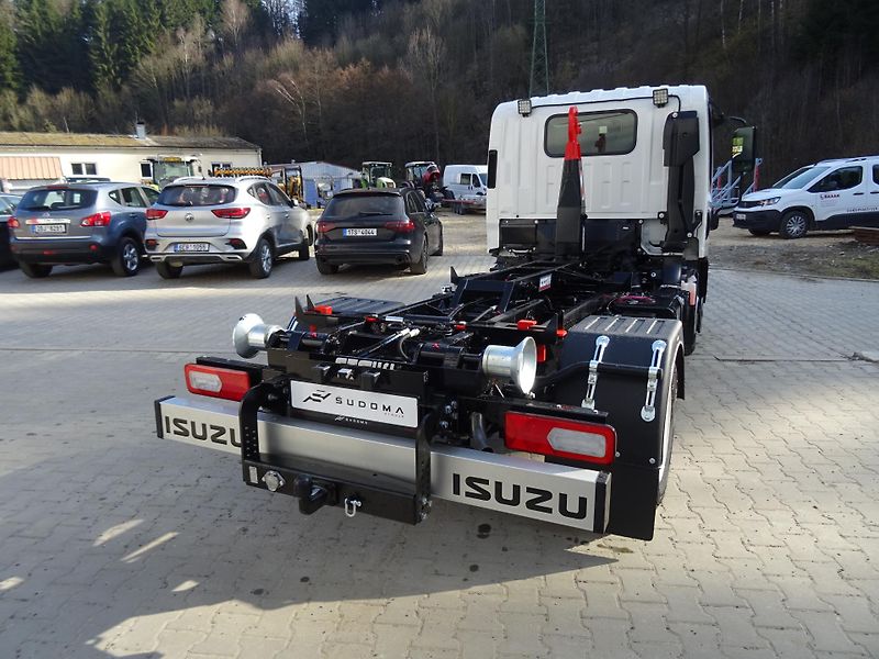 Isuzu M27 (2026) 3.0L, hákový nosič kontejnerů  - fotka 12 z 34
