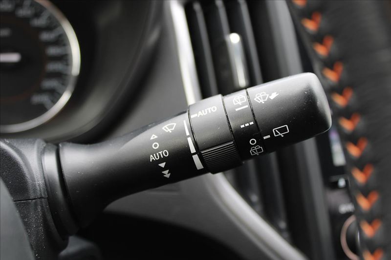 Subaru XV 1,6 i  1.MAJ, EXECUTIVE - fotka 15 z 37