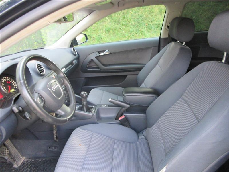 Audi A3 1,8 TFSi 118Kw, Navi, ALU OZ, - fotka 11 z 25
