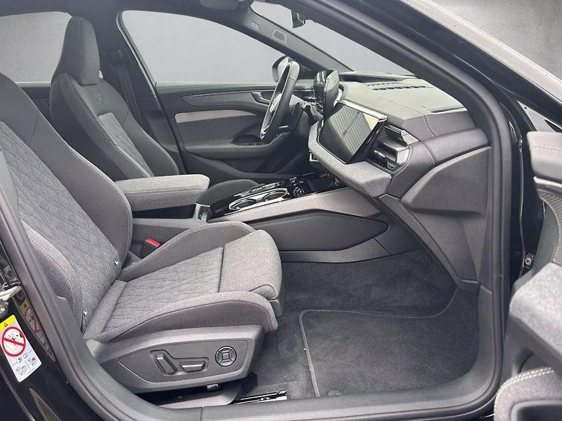 Audi A6 TDI q S-Line Pano HuD Vzduch - fotka 5 z 10