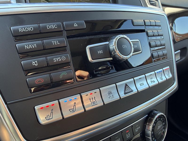 Mercedes-Benz GL 350 CDI XENON PANO MASÁŽ TAŽNÉ - fotka 31 z 63