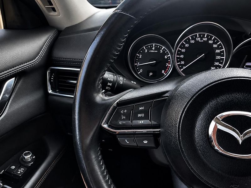 Mazda CX-5 (2018) 2.0i 121kW OPTIMUM - fotka 15 z 35