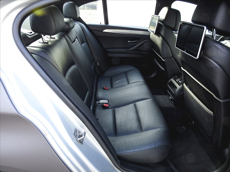 BMW Řada 5 3,0 530d Aut., Navi Kůže Tažné - fotka 25 z 45