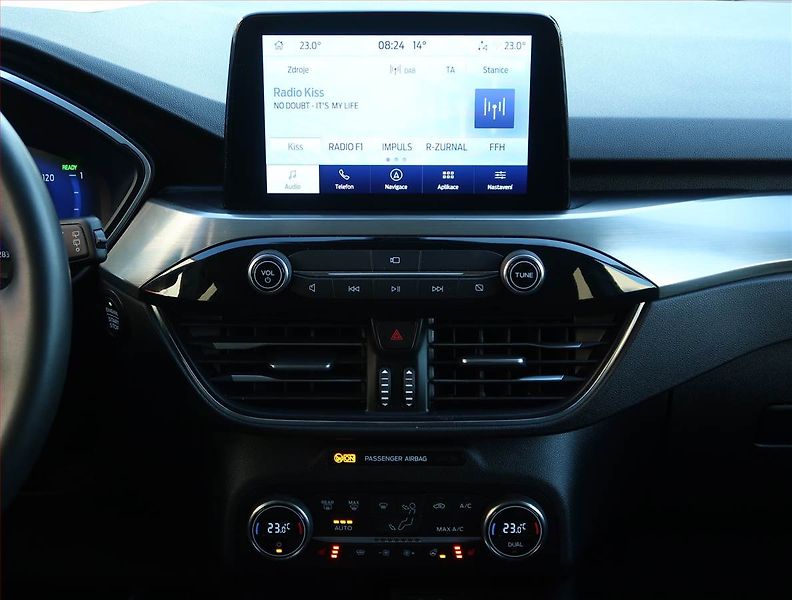 Ford Kuga (2022) Titanium 2.5 Plug-in Hybrid - fotka 12 z 23