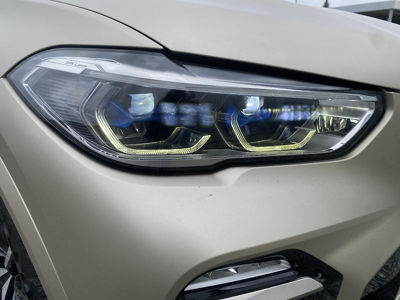 BMW X5 M50XD 4x4 400PS CZ DPH FULL 1A - fotka 73 z 171