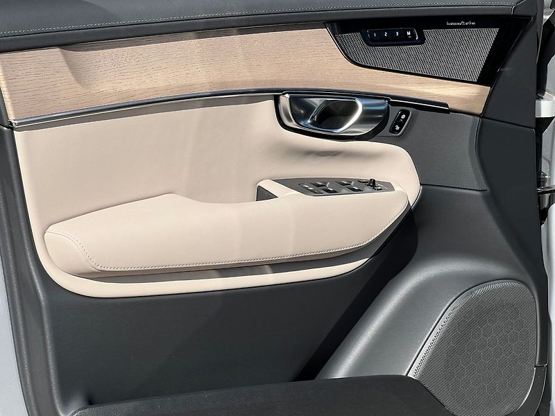 Volvo XC90 T8 PLUS ventilace vzduch 360 - fotka 7 z 21