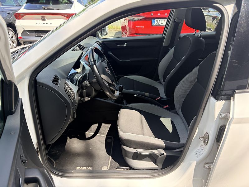 Škoda Fabia 1.4TDI - fotka 7 z 27