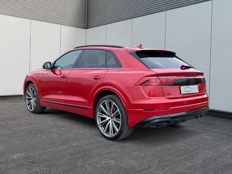 Audi Q8 (2025) S-LINE 50TDI WEBASTO HUP DPH - fotka 3 z 32