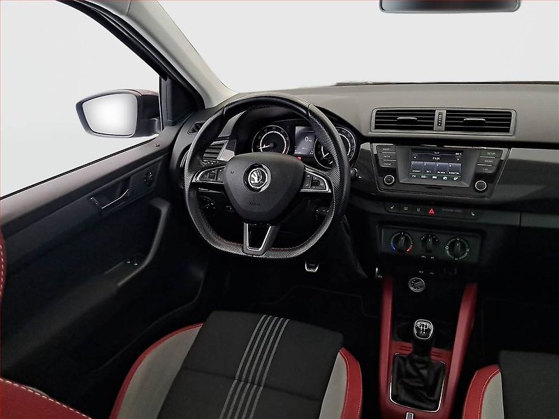 Škoda Fabia (2017) Monte Carlo 1.2 TSI - fotka 7 z 22