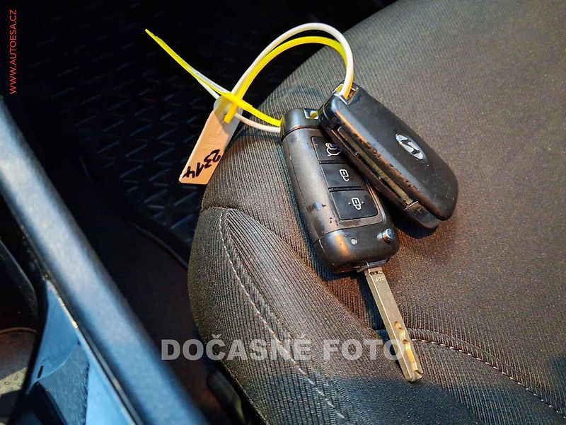 Hyundai Tucson (2023) 1.6 T-GDi 4x4, 1.maj,ČR - fotka 20 z 20