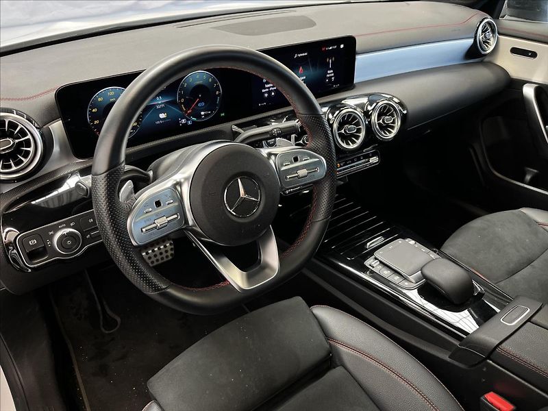 Mercedes-Benz CLA 250 e Shooting Brake AMG Line - fotka 9 z 23