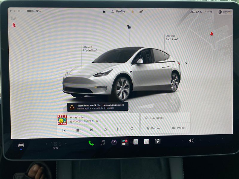 Tesla Model Y (2023) LR Long Range 2023 - fotka 14 z 23