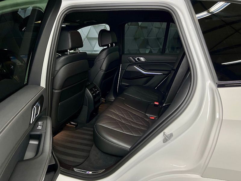 BMW X5 40d xDrive M-PAKET, EL. TAŽNÉ, - fotka 12 z 30