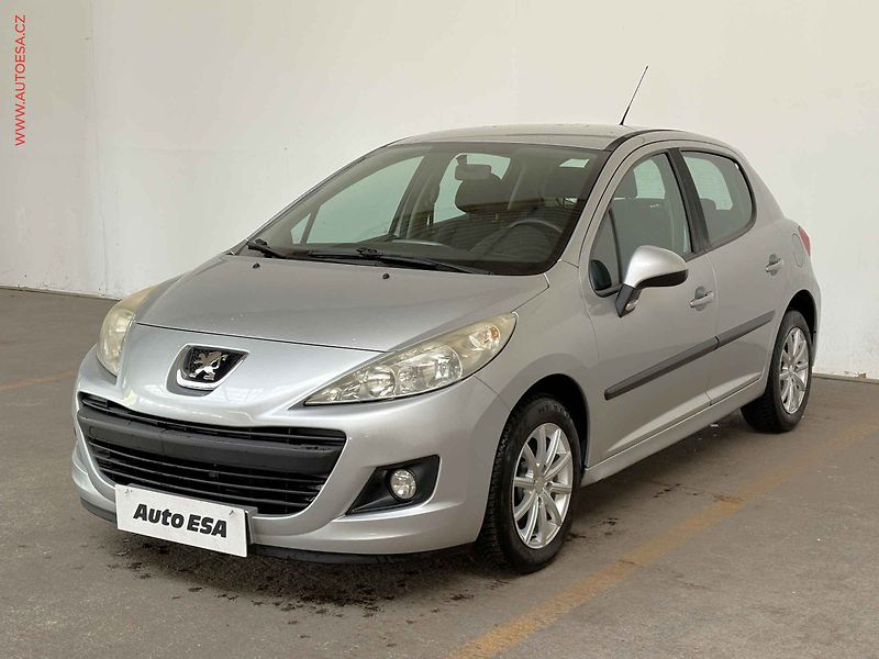 Peugeot 207 (2010) 1.4i, ČR, AC, STK3/28 - fotka 3 z 14