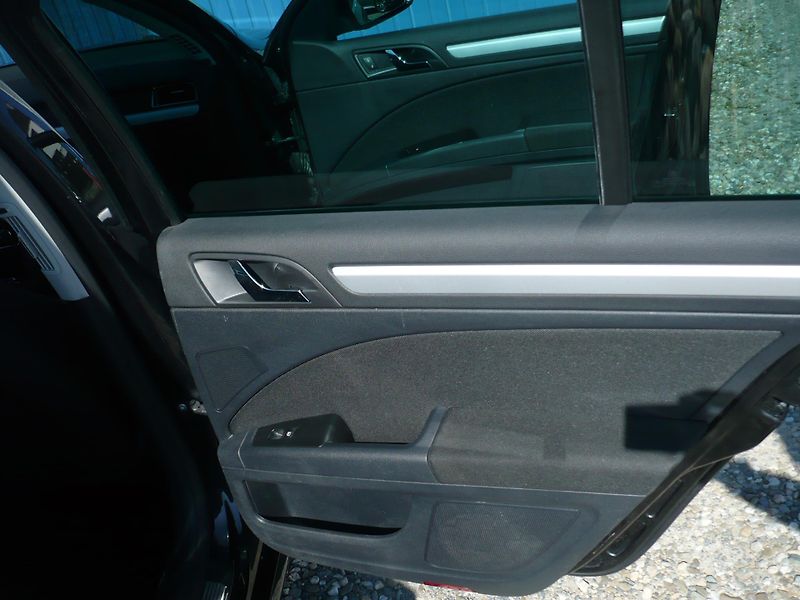 Škoda Superb 2.0TDI 103Kw Serviska DSG Klim - fotka 27 z 29