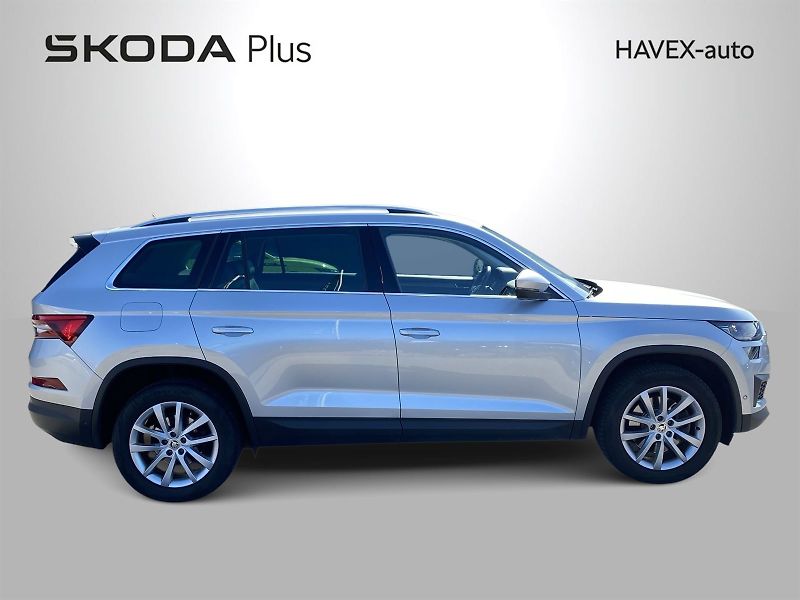Škoda Kodiaq (2022) 2.0 TSI 4x4 DSG Style + - fotka 37 z 39