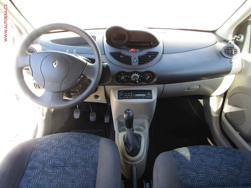 Renault Twingo (2009) 1.5 dCi, AC, temp, STK9/28 - fotka 8 z 15