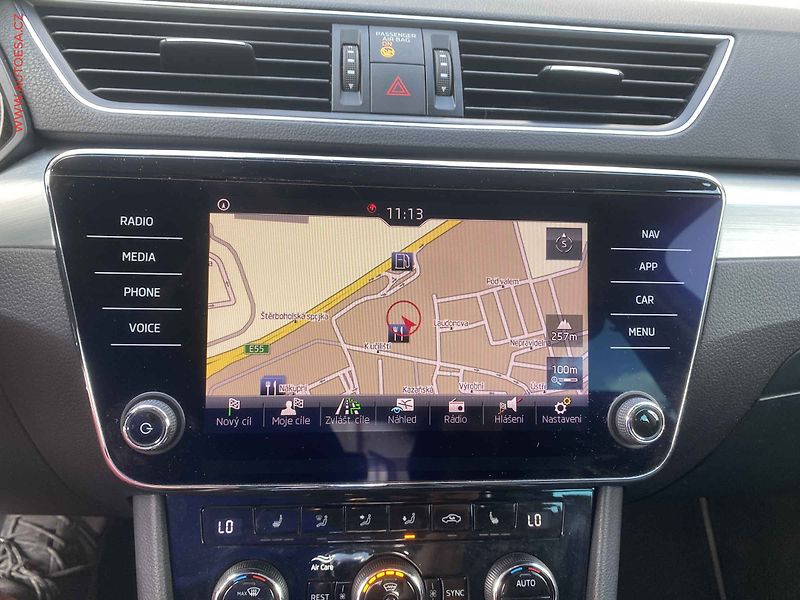 Škoda Superb (2019) 2.0 TDi, 2.maj,ČR, DSG - fotka 17 z 19