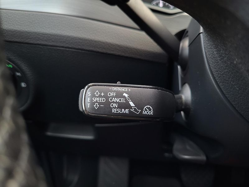 Škoda Superb 2.0 TSI 162kW DSG STYLE+ - fotka 24 z 48