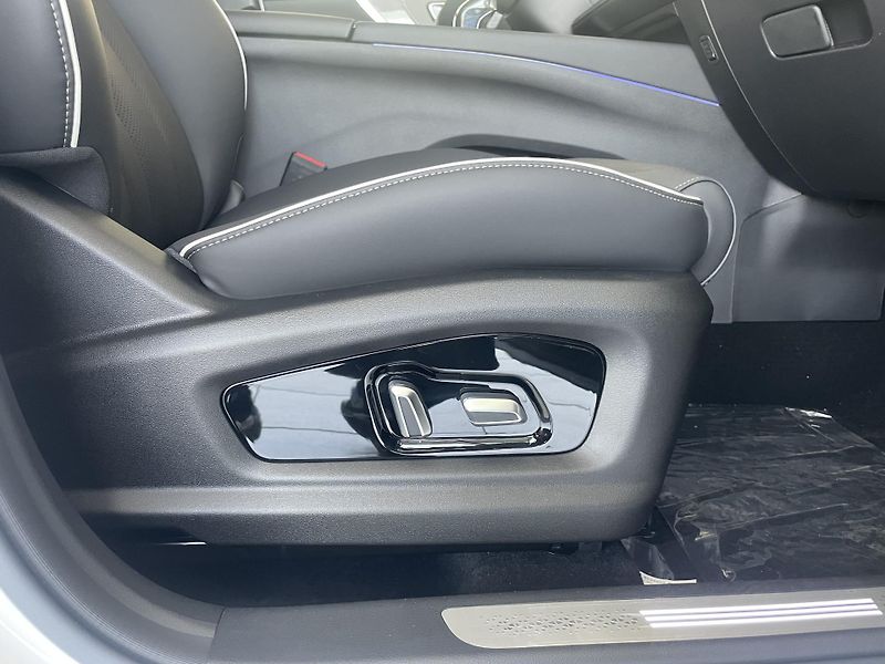 Chery Tiggo 7 (2026) 1,6T ICE Unique AWD - fotka 21 z 54