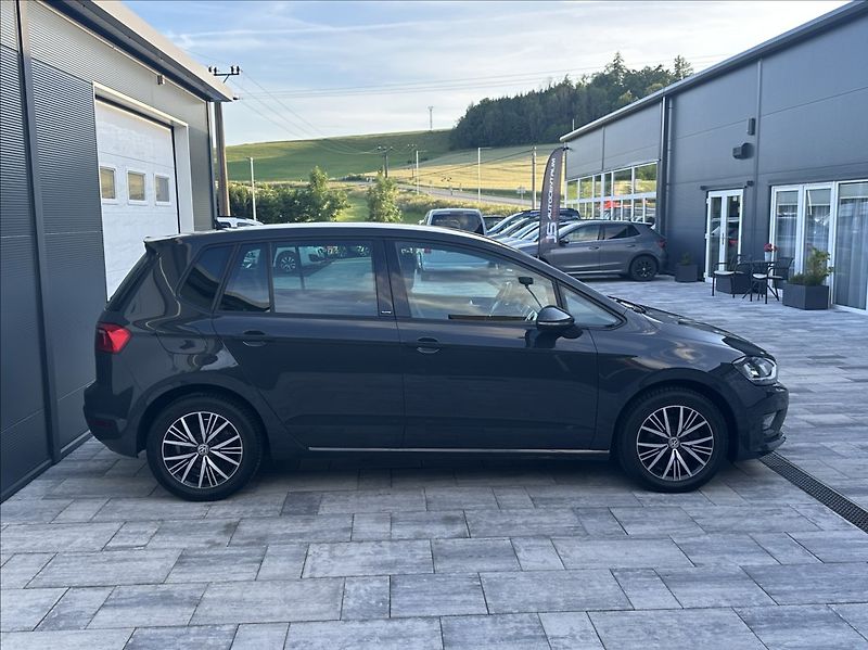 Volkswagen Golf Sportsvan 1,2 TSI 110PS  Allstar - fotka 6 z 52