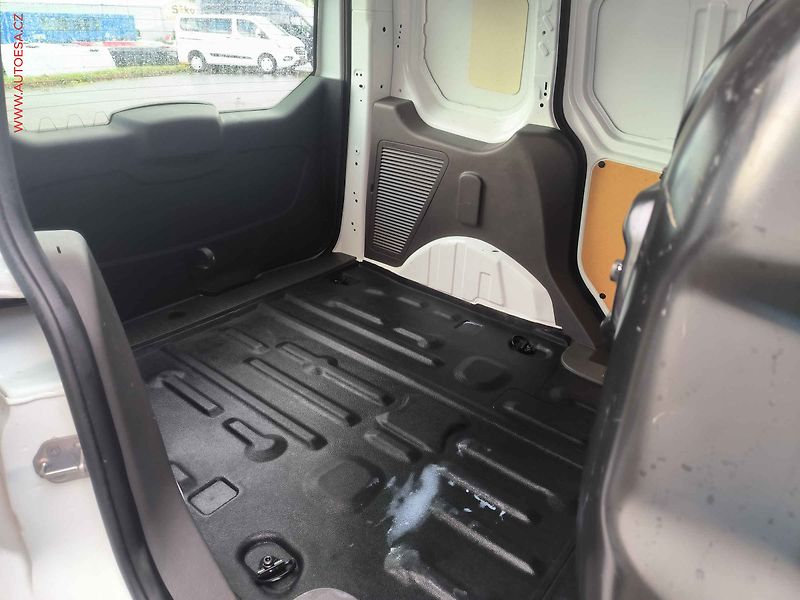 Ford Transit Connect (2021) 1.5TDCi, Trend, 88kW, navi - fotka 9 z 21