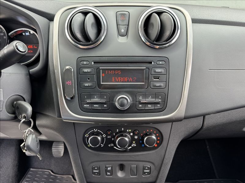 Dacia Logan 1,2 i 16V MCV KLIMA 1.maj ČR - fotka 34 z 50