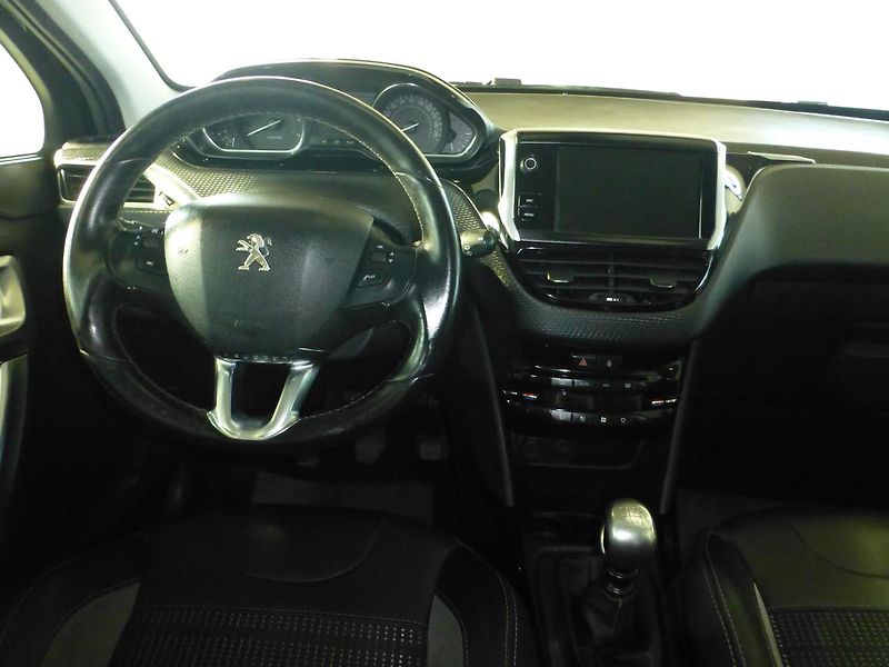 Peugeot 2008 (2019) 1,2-96KW*NAVI*PARK.S**PANORAMA - fotka 19 z 27