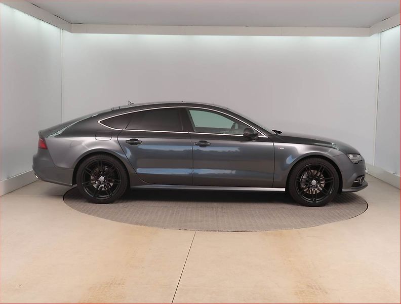 Audi A7 (2016) S-Line 3.0 TDI - fotka 6 z 18