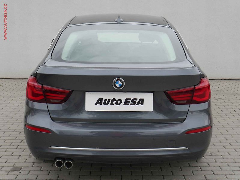 BMW Řada 3 (2019) 2.0D xD, ČR, AT, LED, navi - fotka 5 z 22