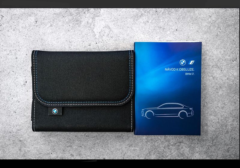 BMW i7 (2026) 760, 2026,TV, M, 6290km,Carbon - fotka 20 z 24