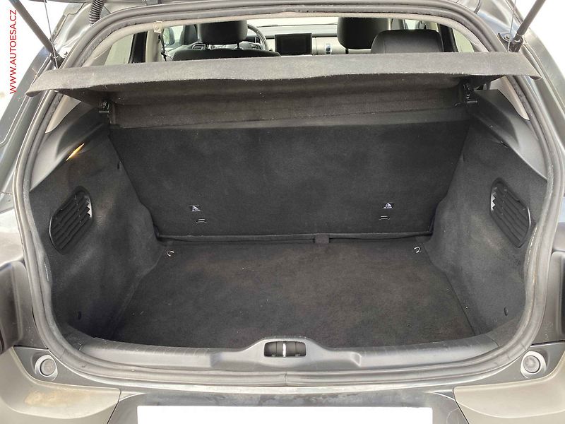 Citroën C4 Cactus (2014) 1.6HDi, ČR, AT, navi, park - fotka 7 z 17