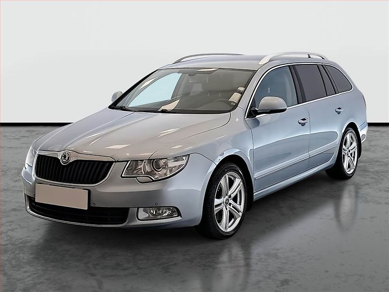 Škoda Superb (2012) 2.0 TDI, Serv.kniha, Xenony - fotka 2 z 24